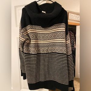 Black and cream sweater
